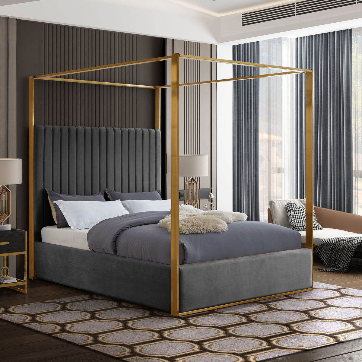 Jones - Bed