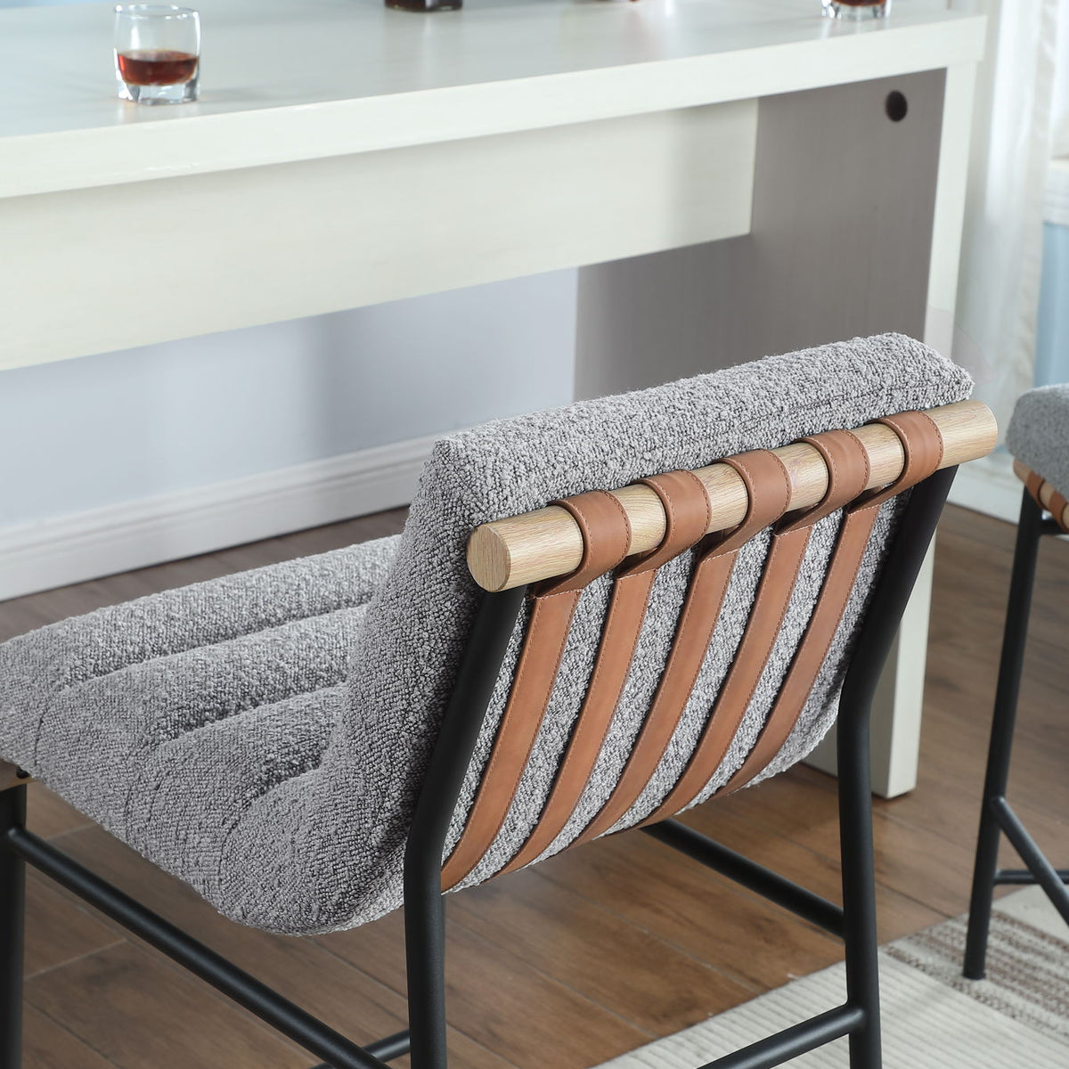Lahni - 17" Boucle Fabric Counter Height Chair