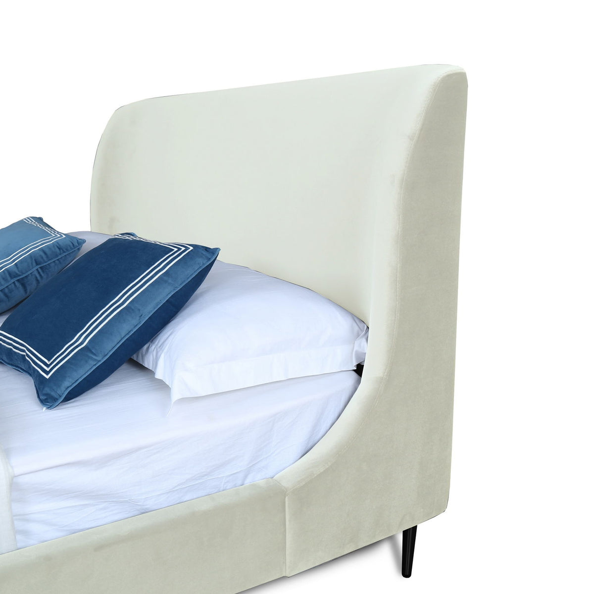 Manhattan Heather - Bed With Black Legs