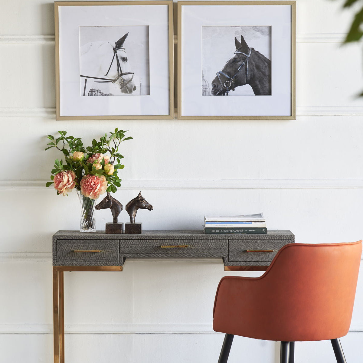 Wall Art Horse Animal Printing, Wall Decor Accent (Set of 2) - Golden / White