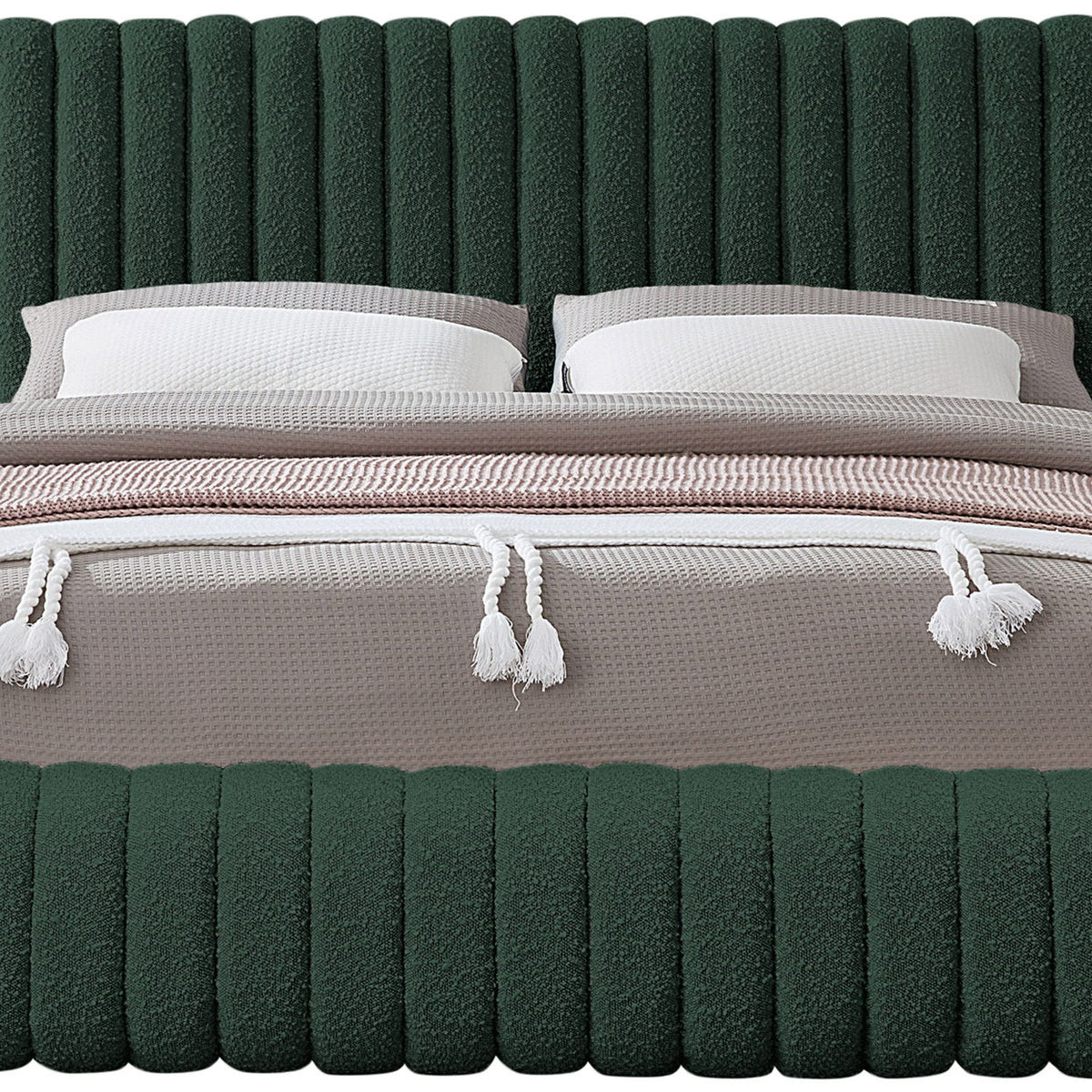 Nash - Bed