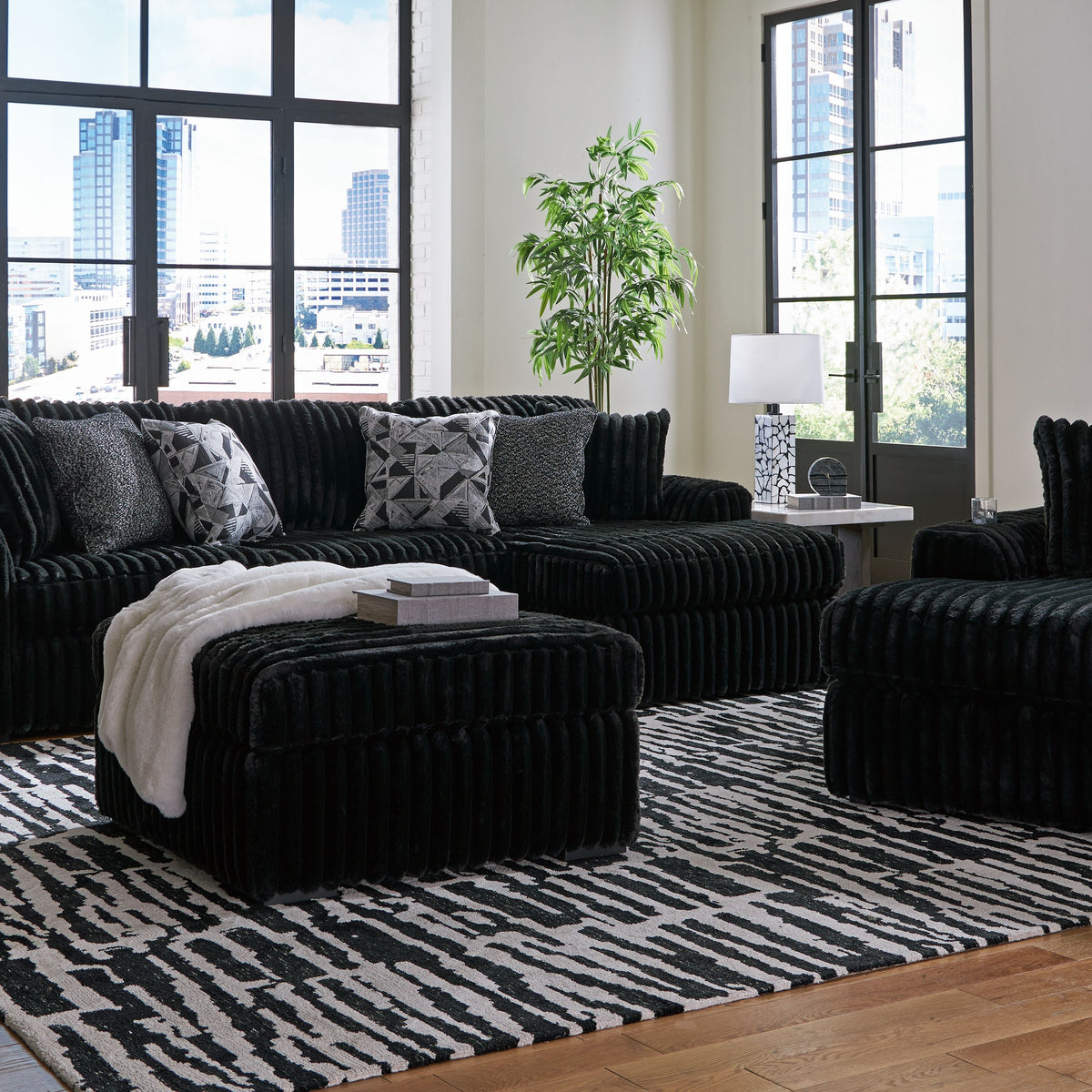 Midnight-Madness - Sectional Set