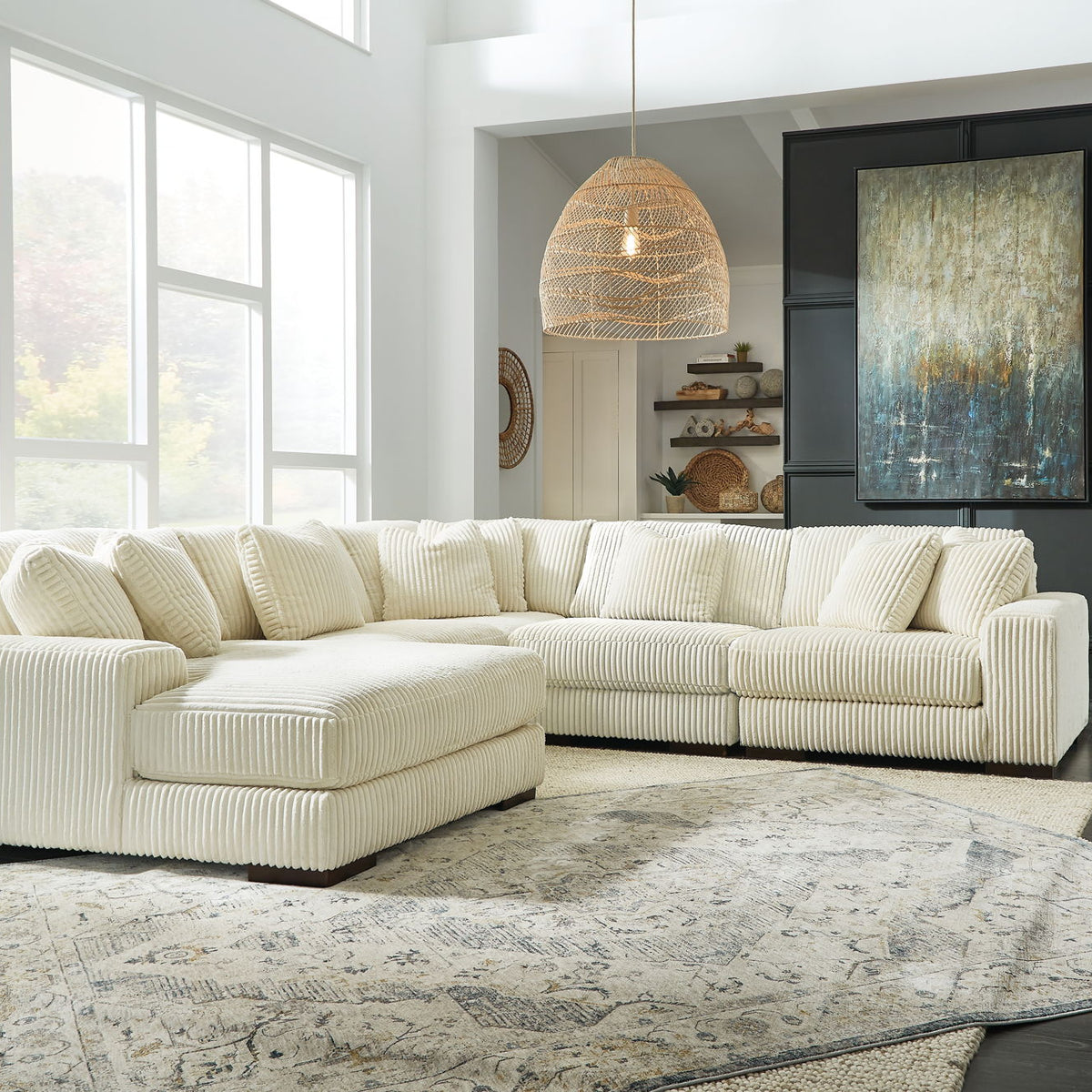 Lindyn - 5 Piece Sectional