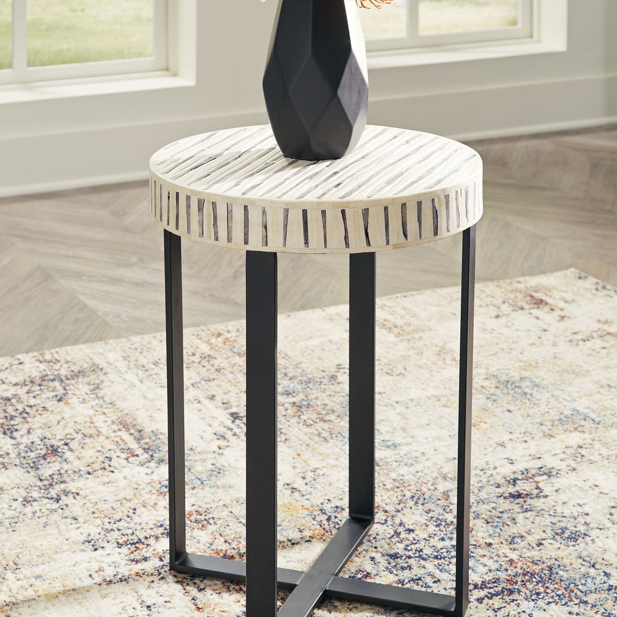 Crewridge - Accent Table - Black / Cream