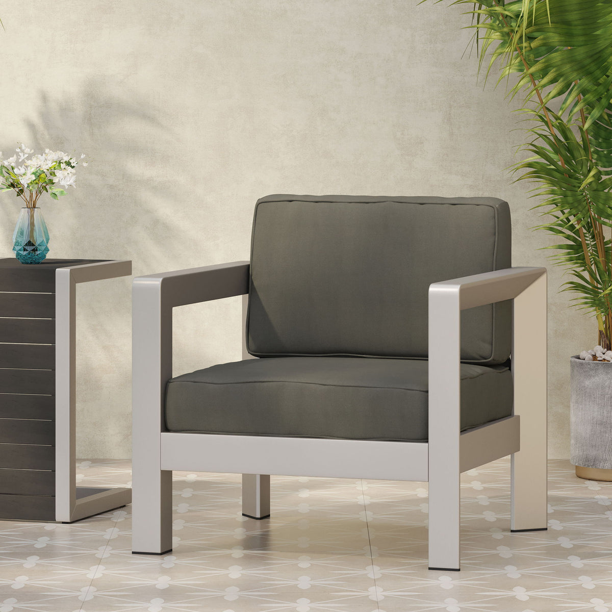 Aviara - Luxurious Outdoor Club Chair