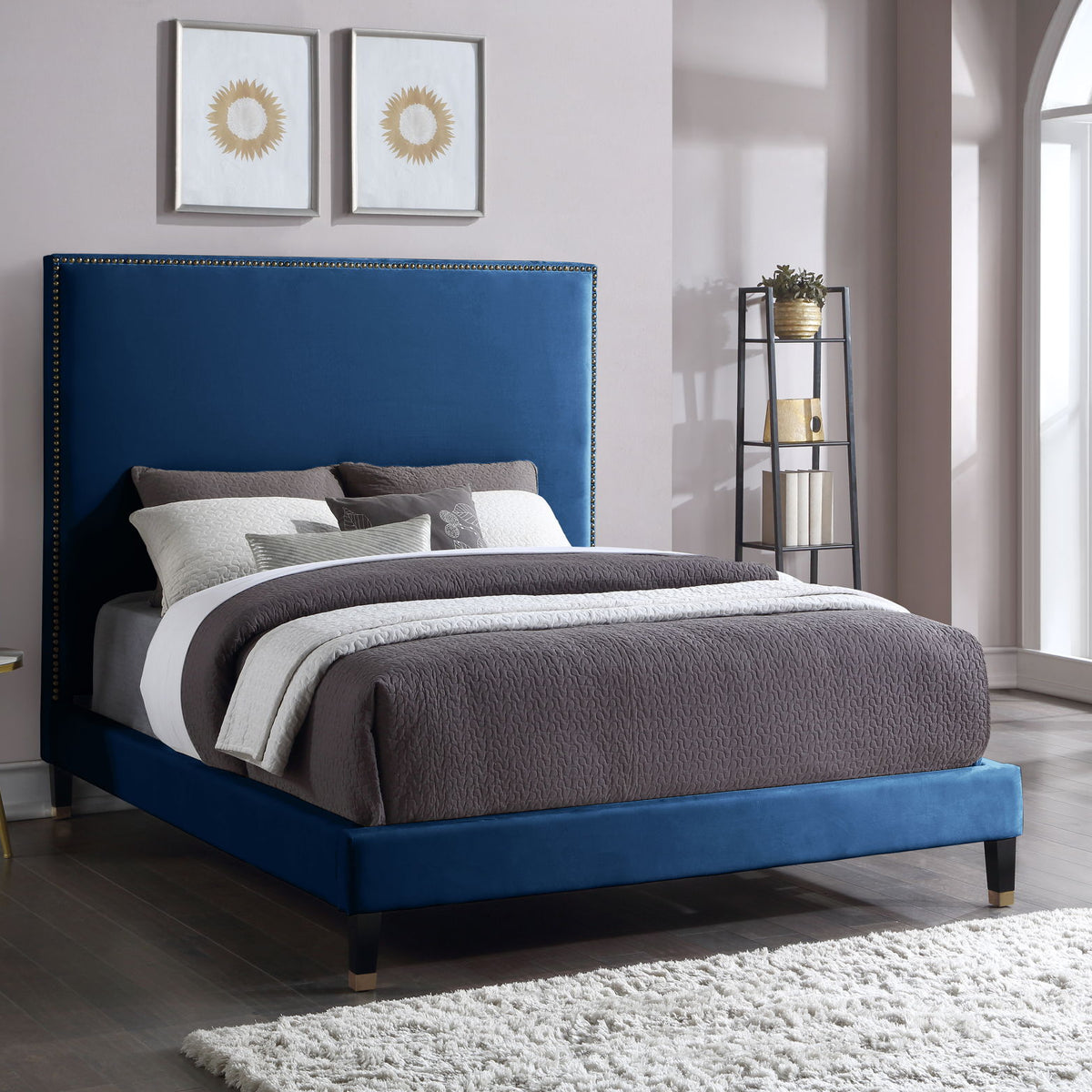 Harlie - Bed