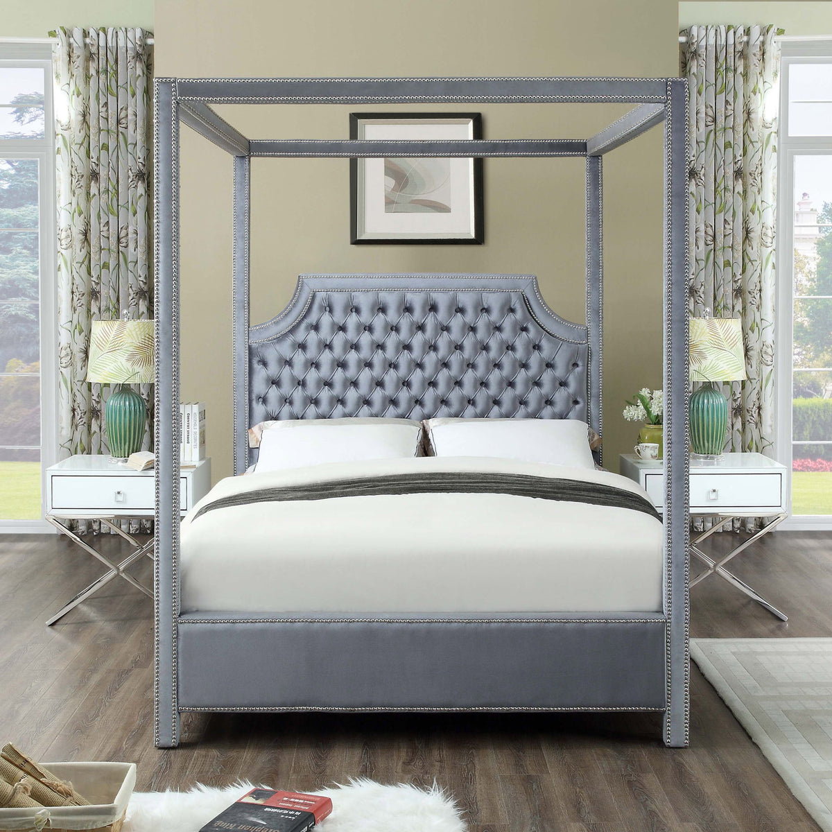 Rowan - Canopy Bed