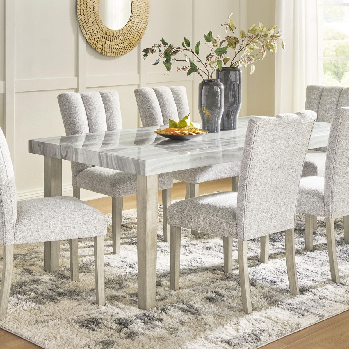 Larawyn - Dining Table Set