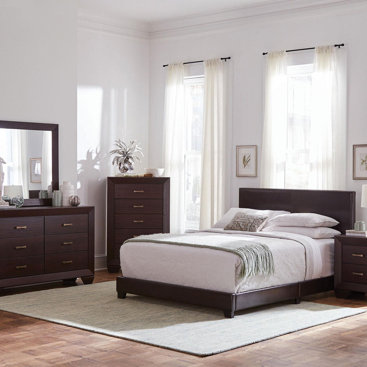 Dorian 5-piece California King Bedroom Set Dark Cocoa