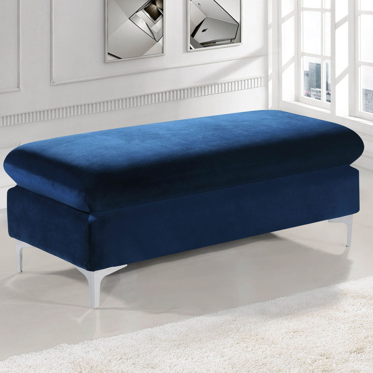 Naomi - Ottoman