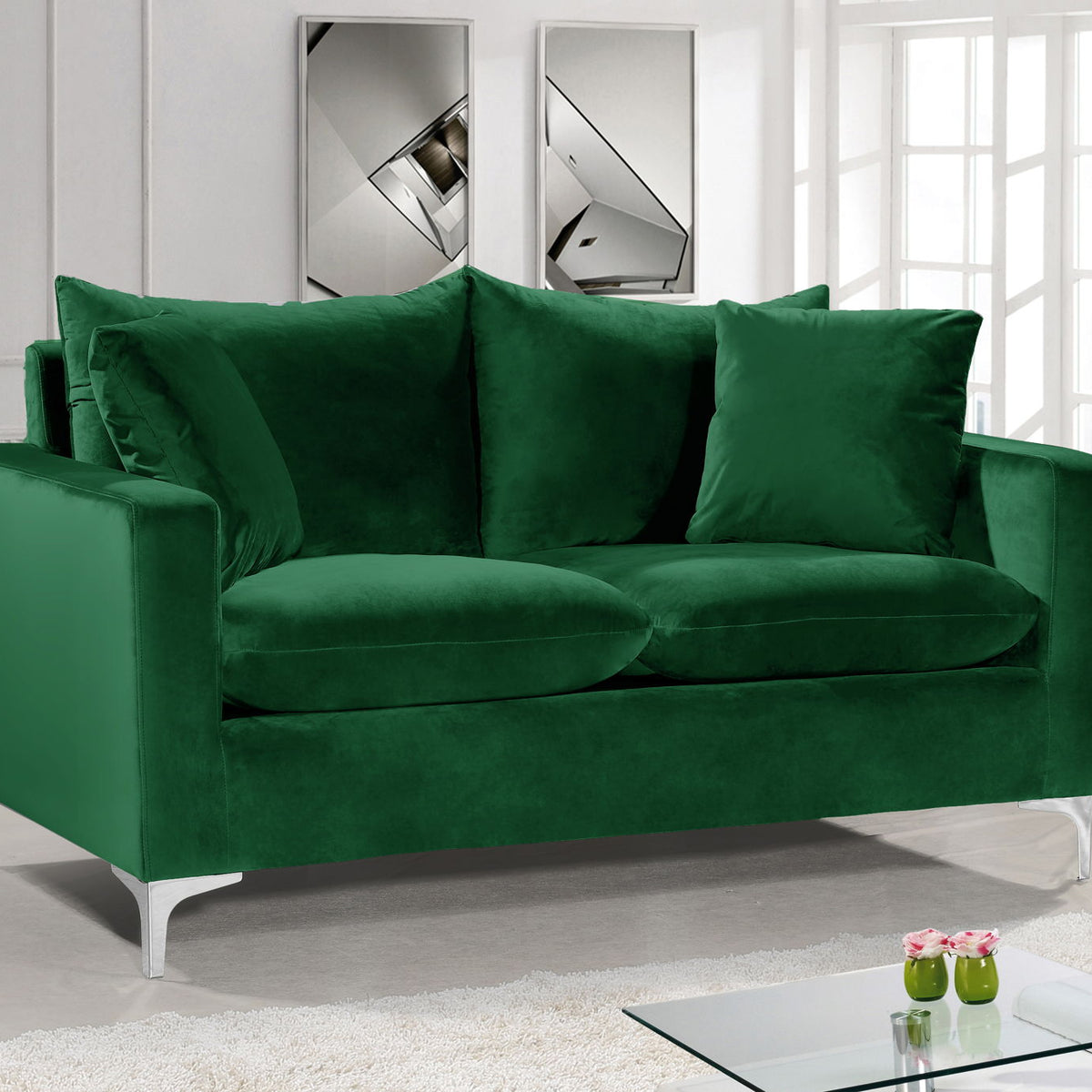 Naomi - Loveseat
