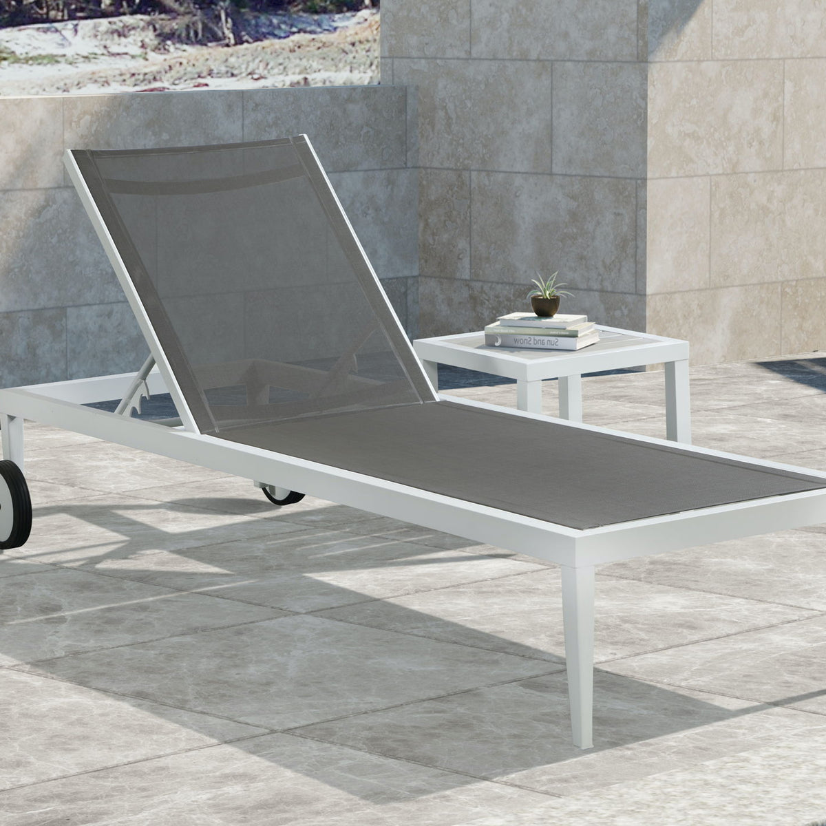 Nizuc - Outdoor Patio Chaise Lounge Chair