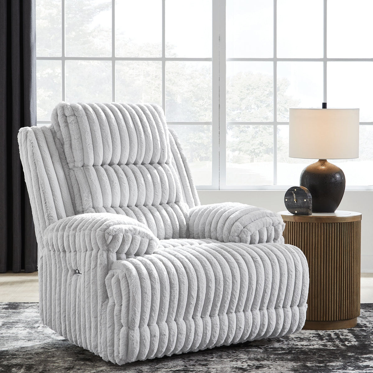 Rhines Falls - Alloy - Zero Wall Recliner