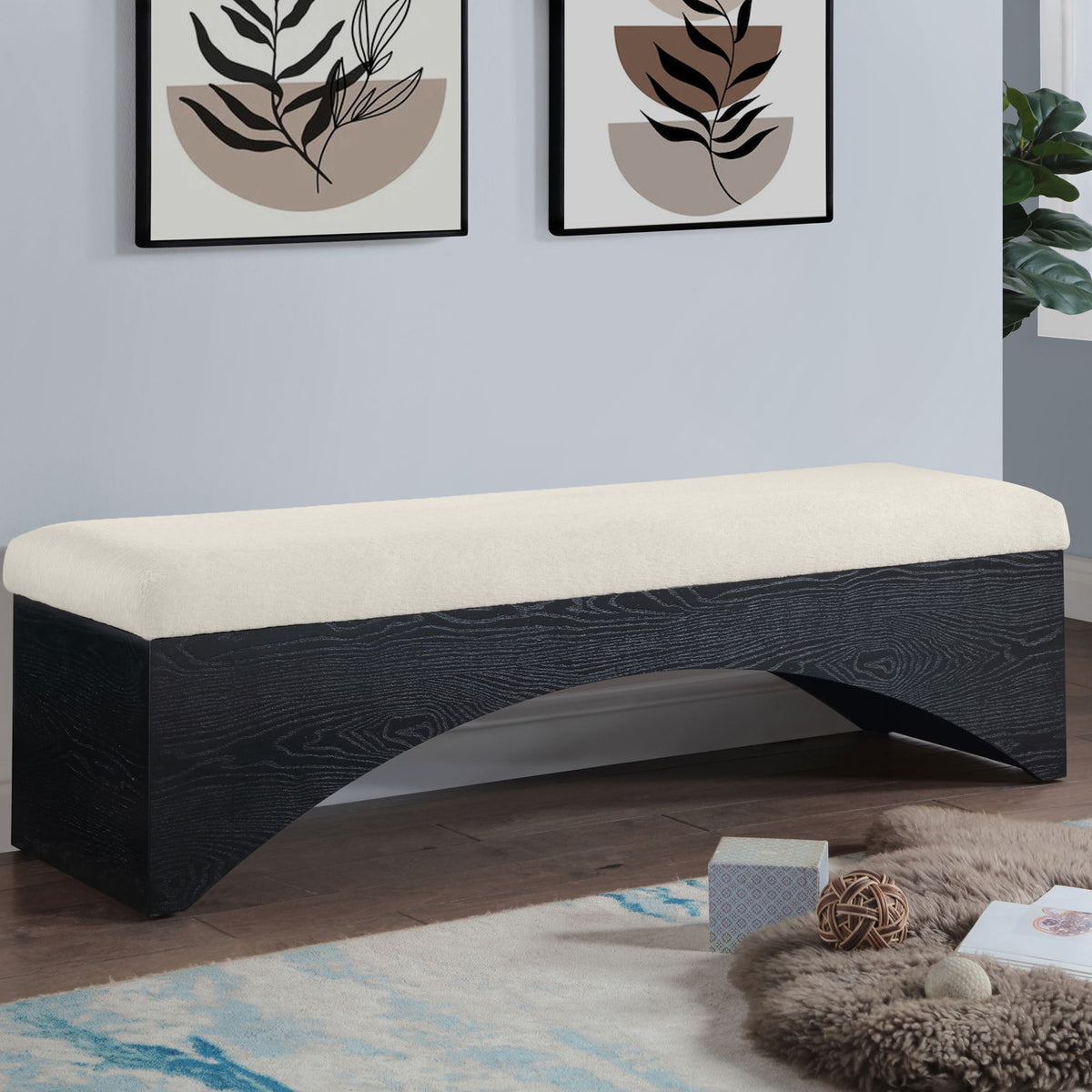 Lawson - Bench With Black Base