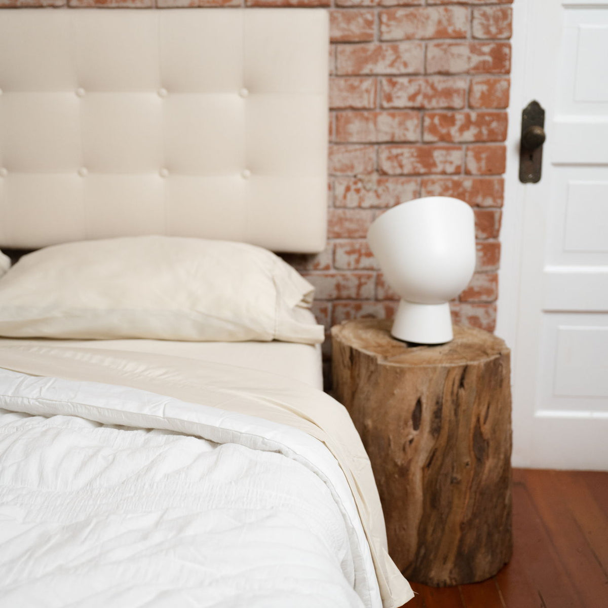 4 Piece Bamboo Flex Head Hypoallergenic Sheet Set