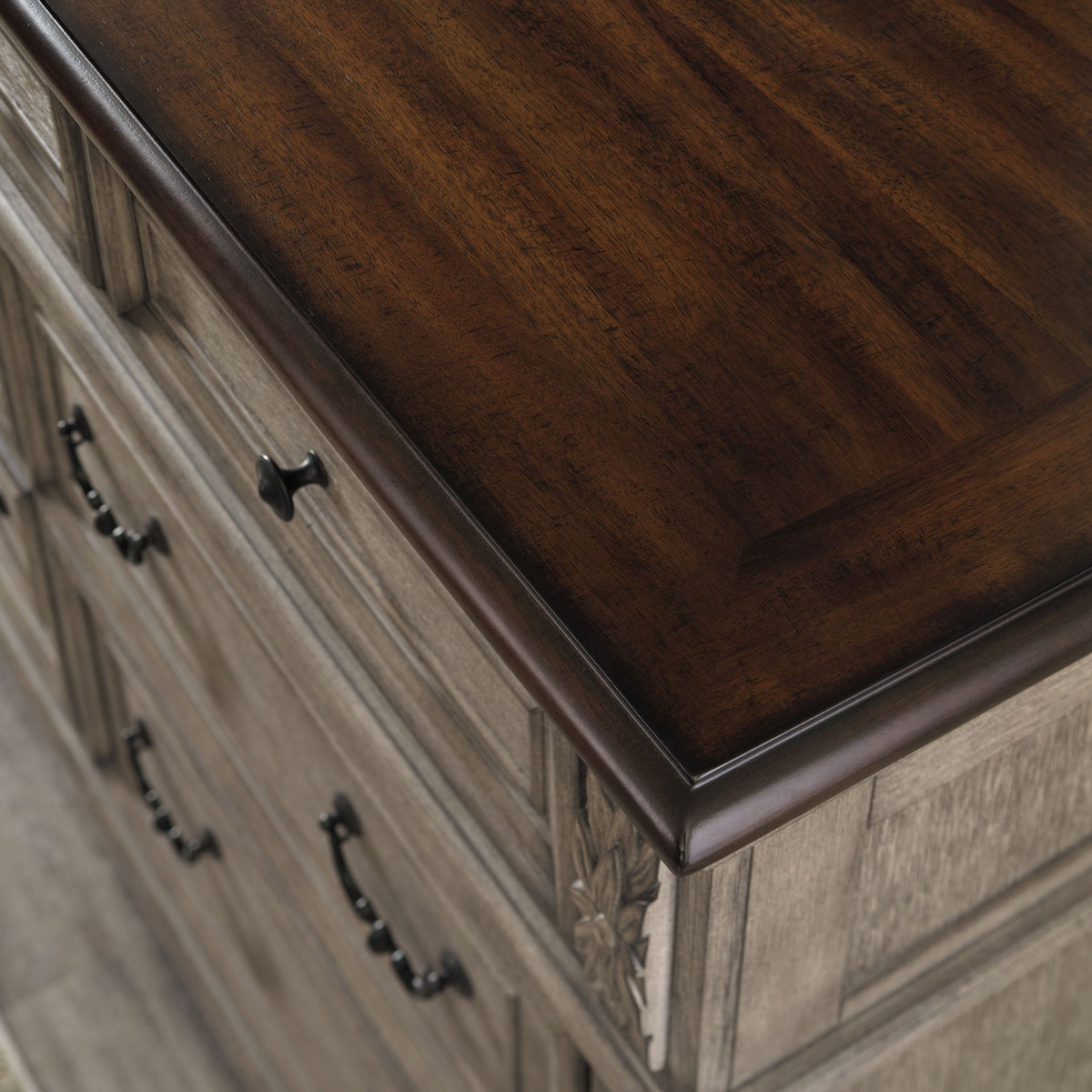 Lodenbay - Dresser, Mirror - Antique Gray