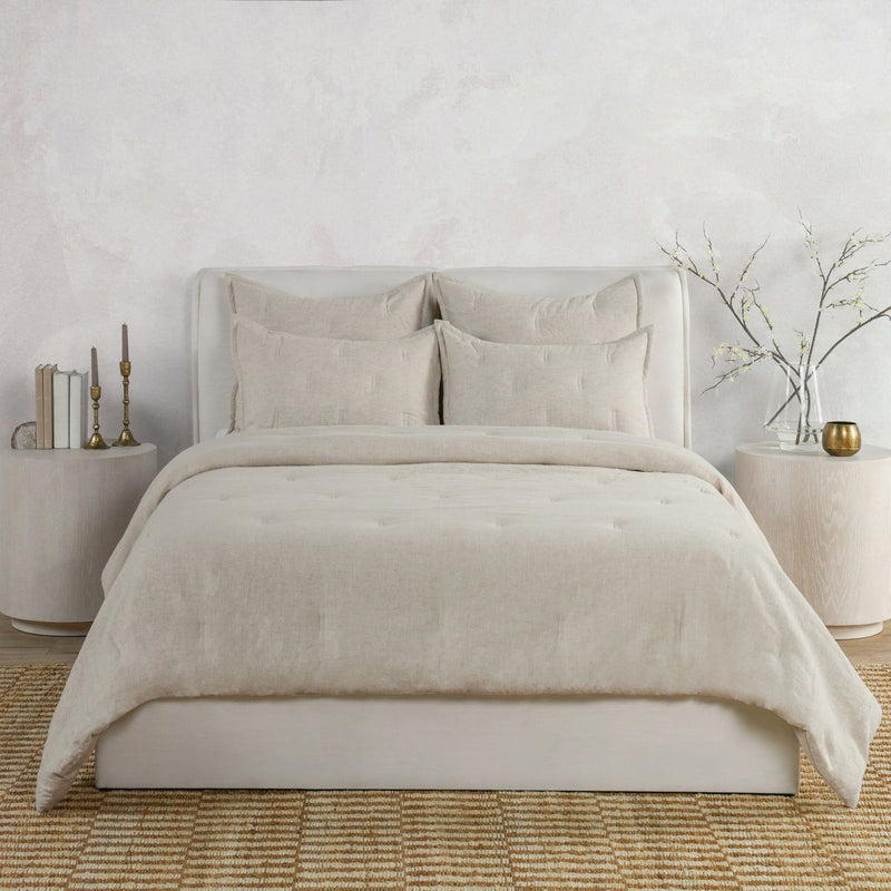 Comforter sham in natural beige with tailored edges and a smooth linen-look fabric