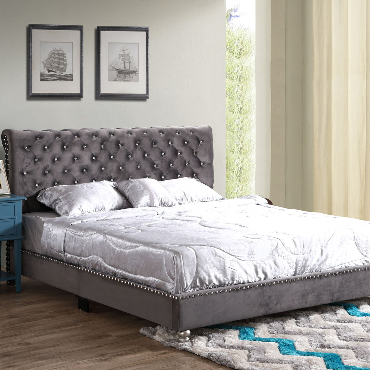 Elegant Transitional Upholstered Bed