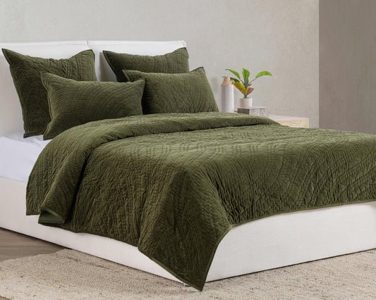 Elms - Velvet Quilt