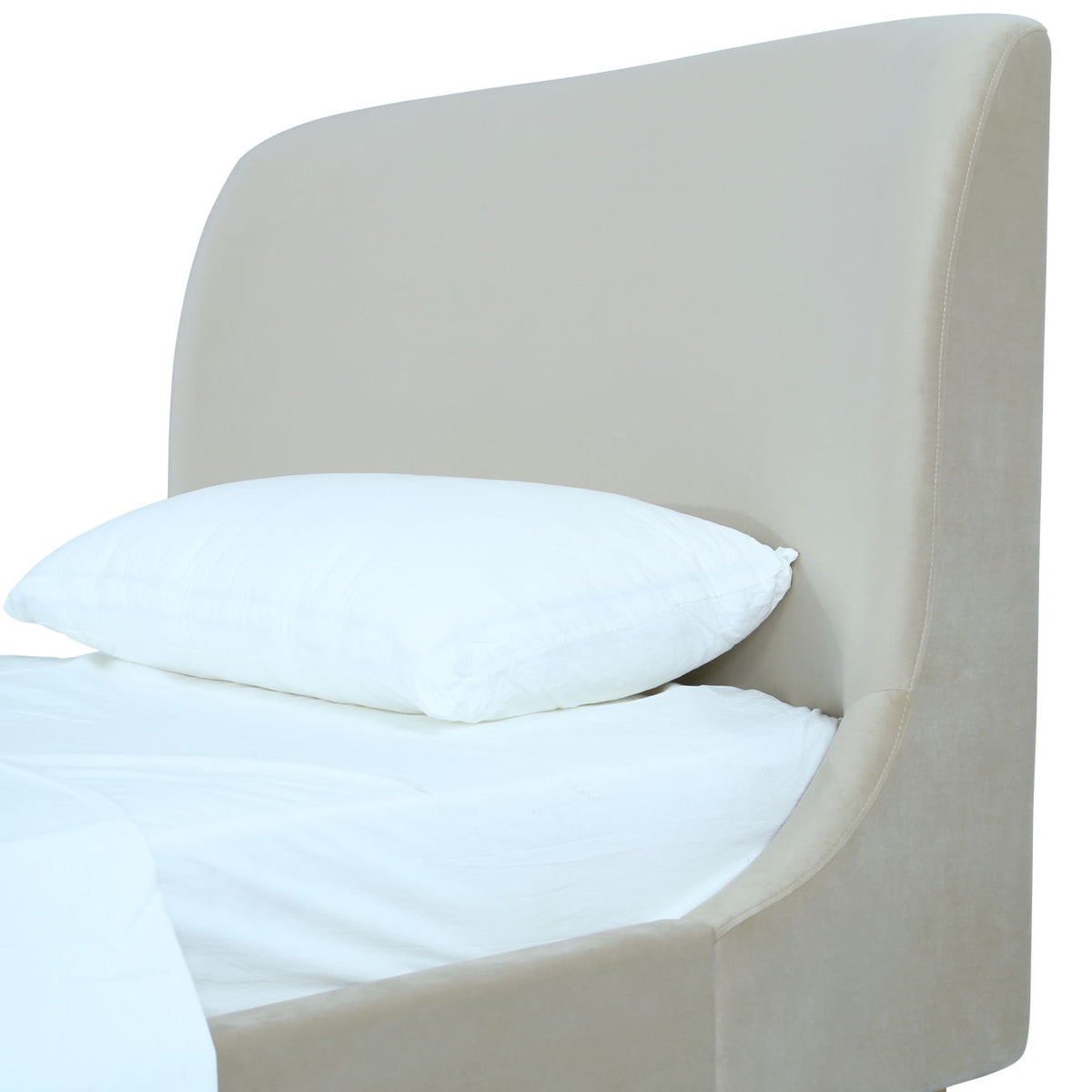 Manhattan Heather - Bed With Gold Legs