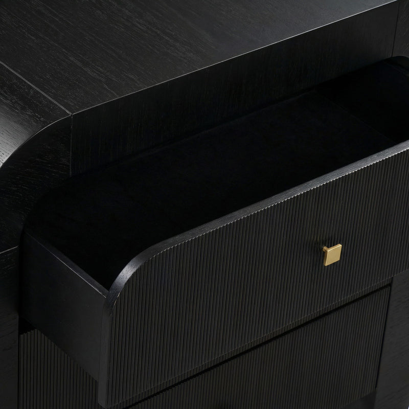 Hump - Bedside Chest