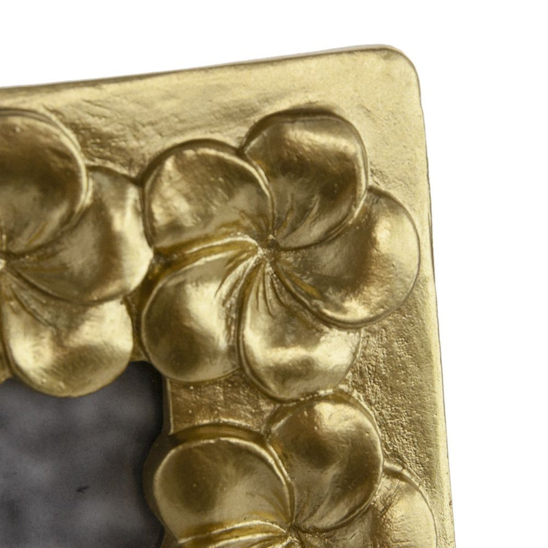 Vintage Photo Frame & Flower Design