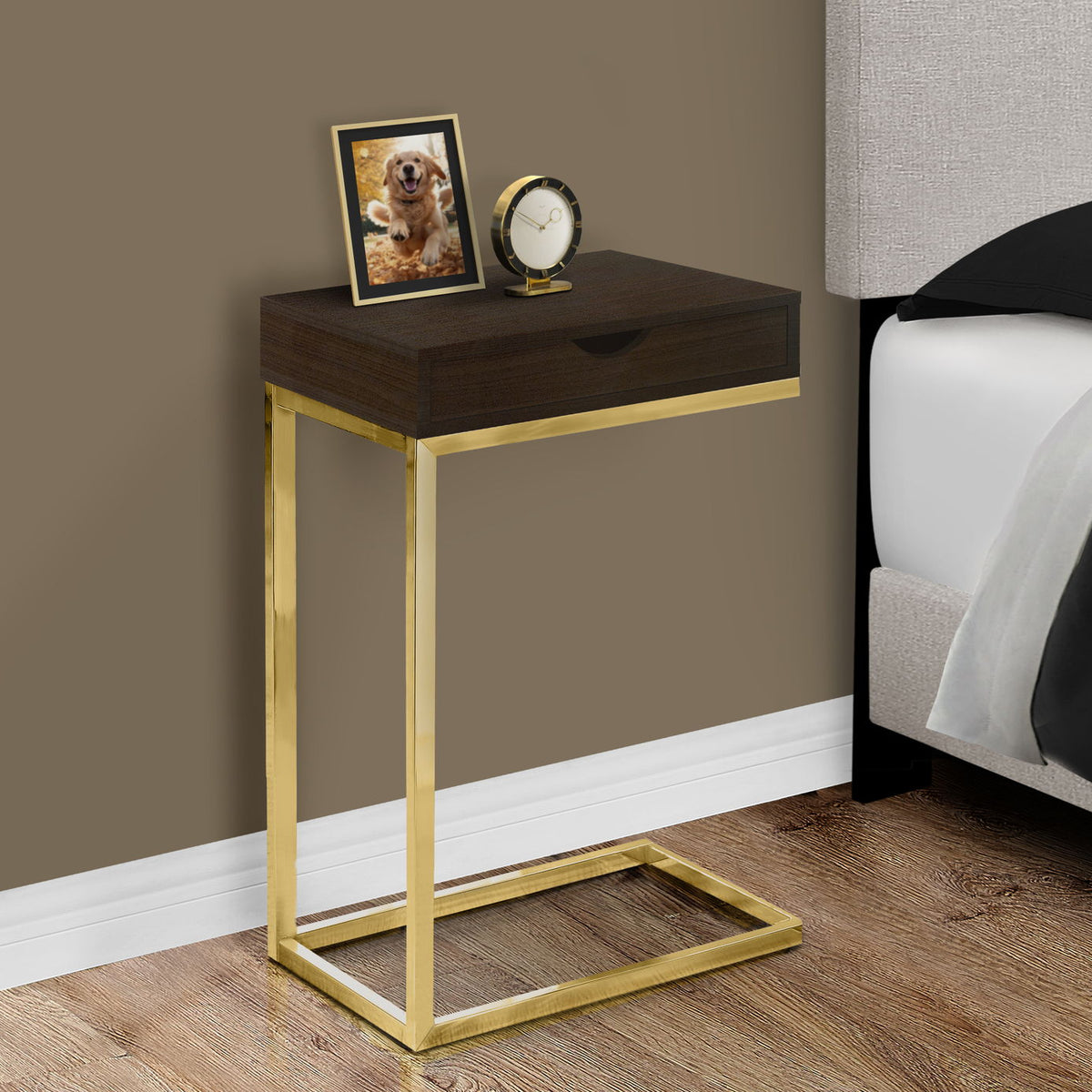 Accent Table, C - Shaped Contemporary & Modern Elegant Design