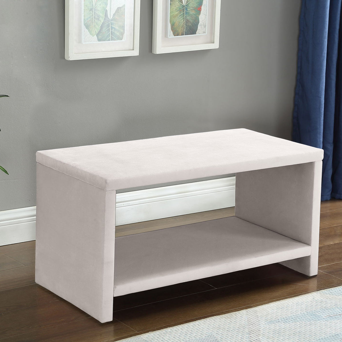 Cleo - Night Stand