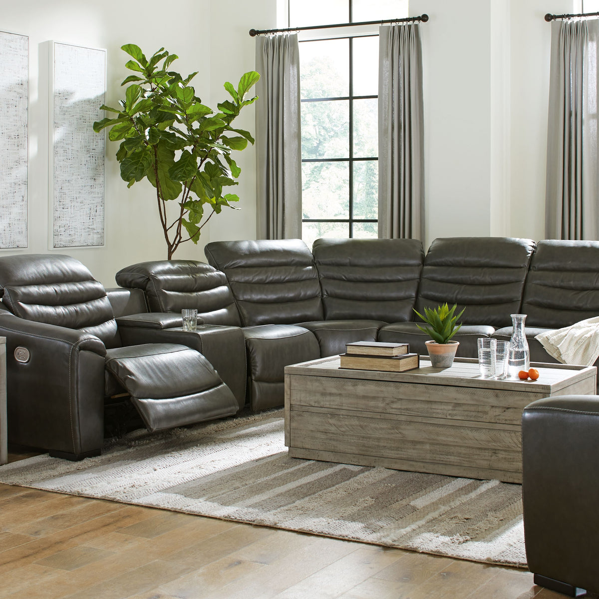 Center Line - Power Recliner Sectional