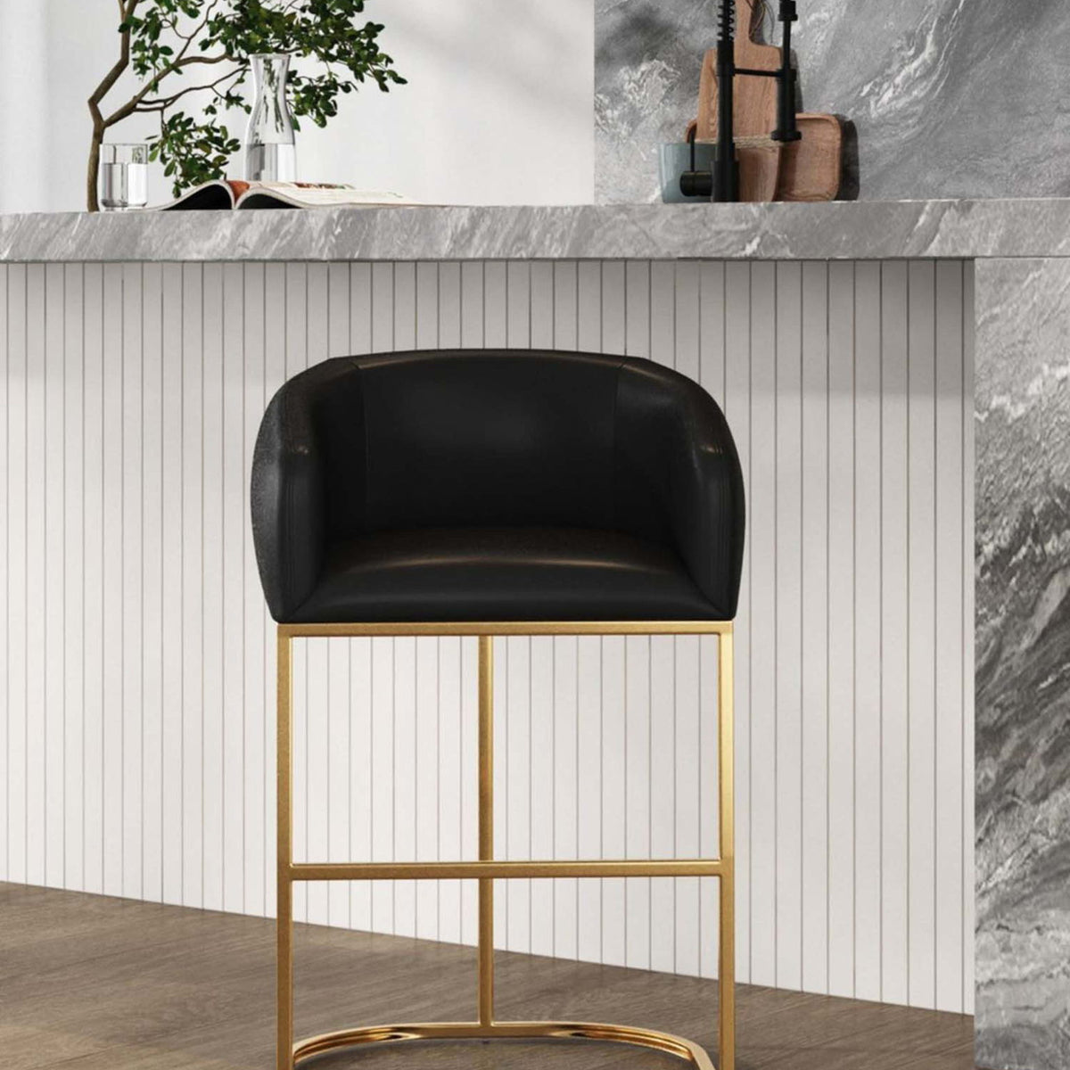 Manhattan Louvre - Counter Stool