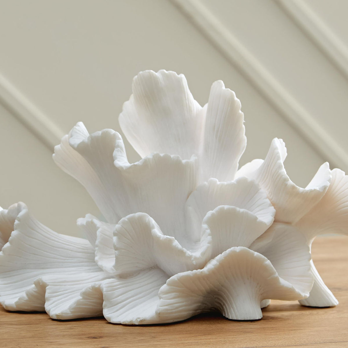 Waynemont - Sculpture - White