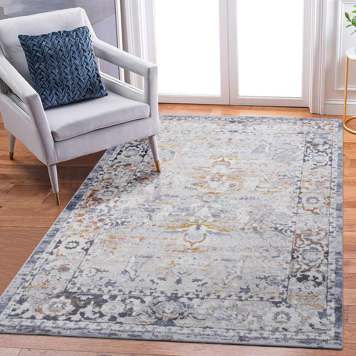 Traditional area rug, ivory base with gray-blue distressed pattern and border, 6x9 ft.