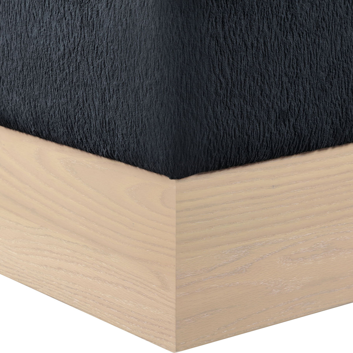 Havre - Ottoman / Stool With Natural Base