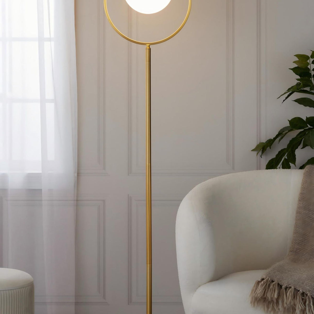 Moon - Contemporary Floor Lamp - Gold / Frosted