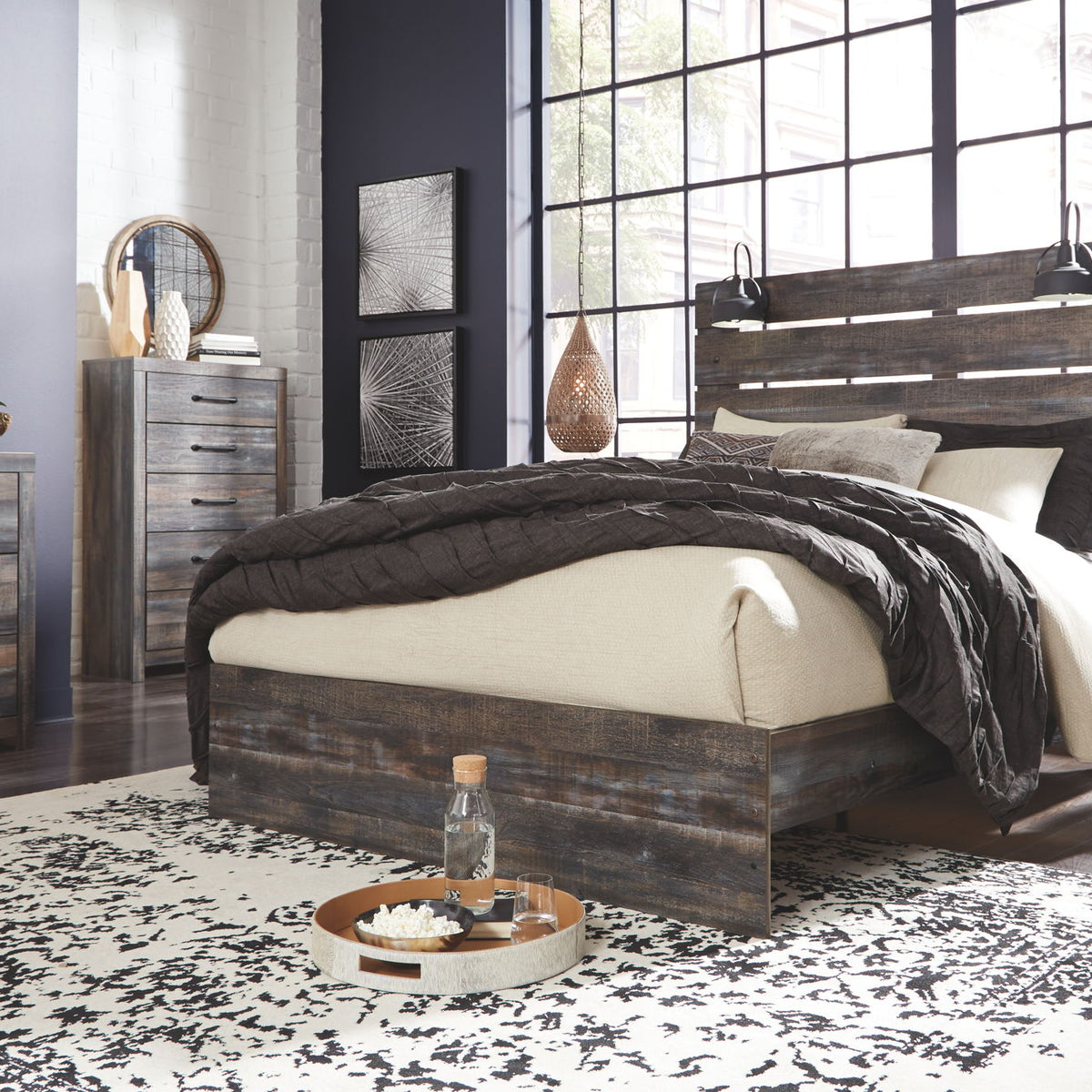 Drystan - Panel Bedroom Set