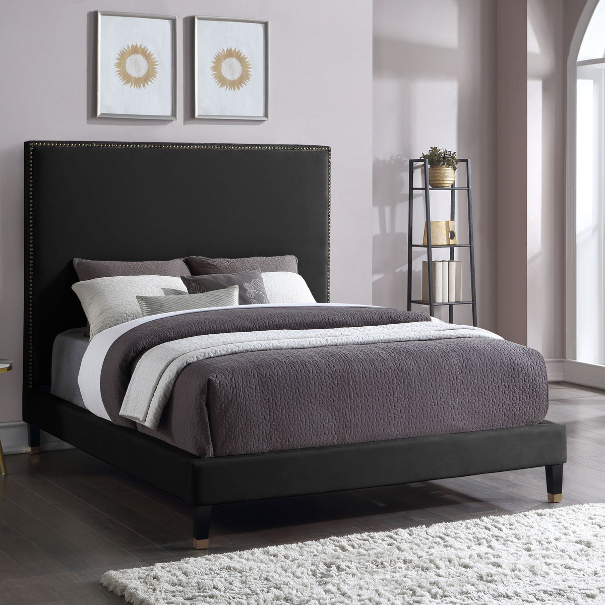 Harlie - Bed