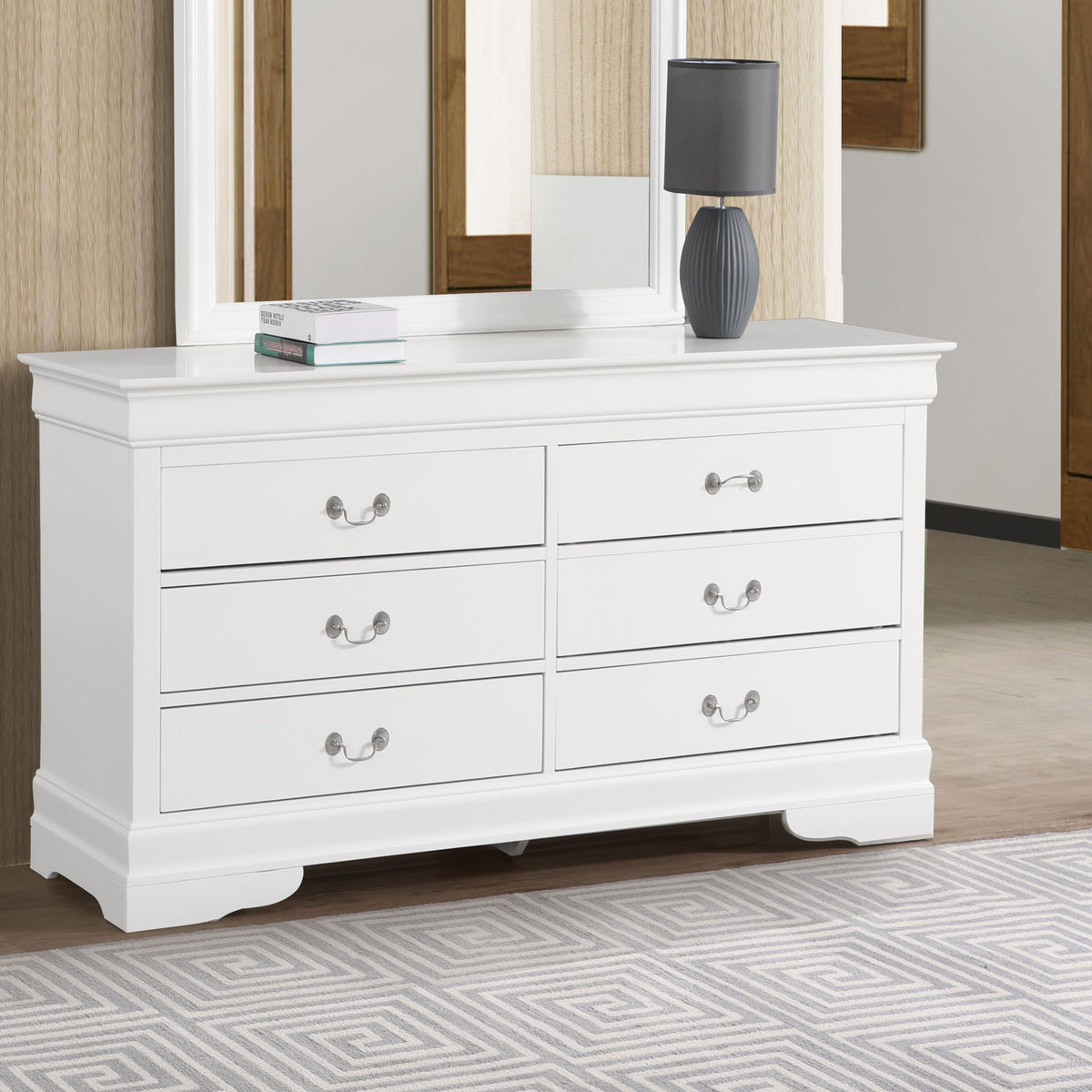 Elegant Traditional Storage Dresser