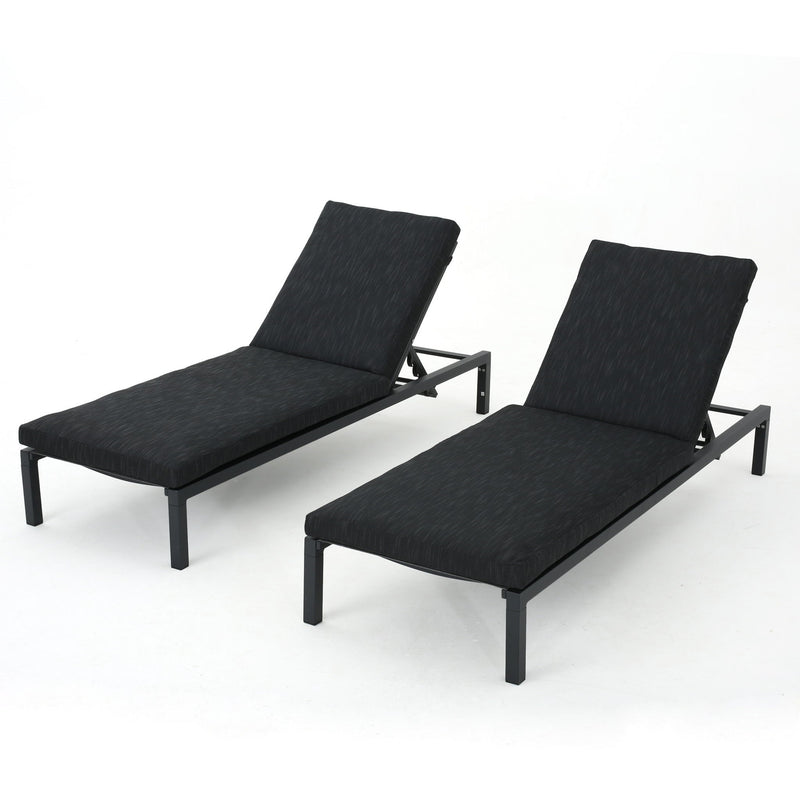 Modern Chaise Lounge With Wate Resistant Fabric Cushions