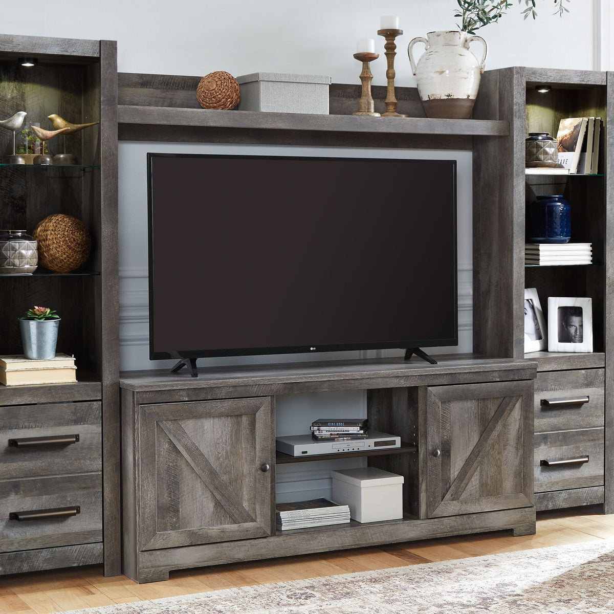 Wynnlow - Home Entertainment Set