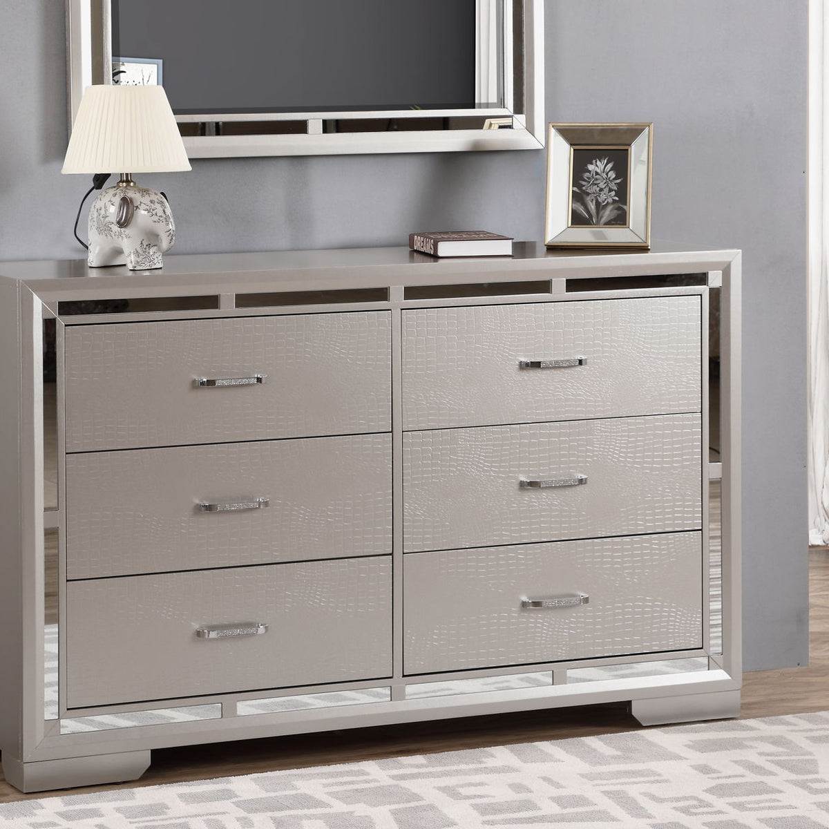 Alana - Dresser - Silver Champagne