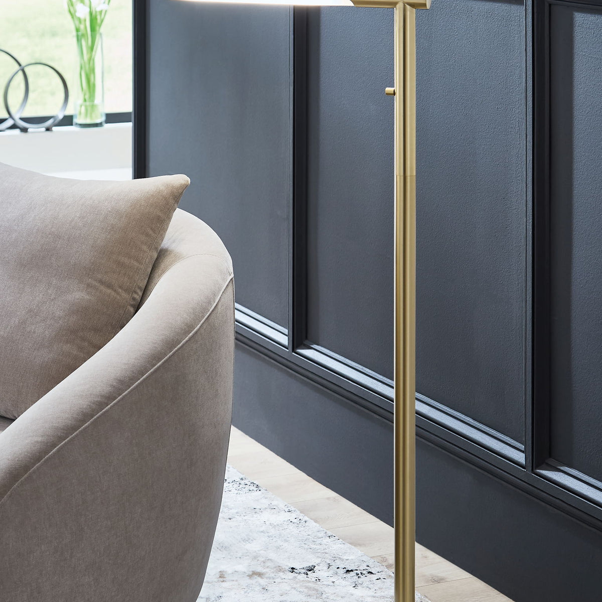 Santiford - Metal Floor Lamp - Gold Finish / White
