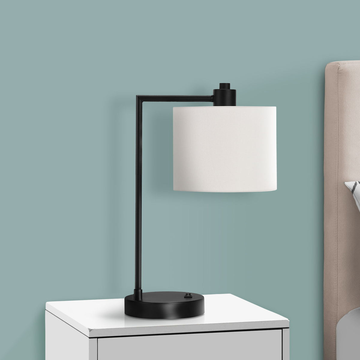 Lighting, Table Lamp, USB Port Included, Modern - Black / Cream