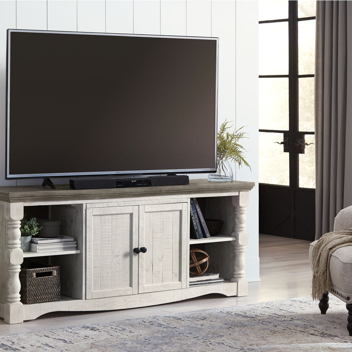 Havalance - Extra Large TV Stand - 2 Doors - Brown / Beige