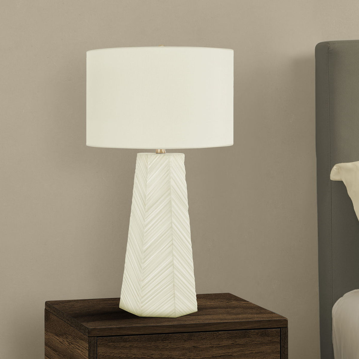 Lighting, Table Lamp, Ceramic, Contemporary - White