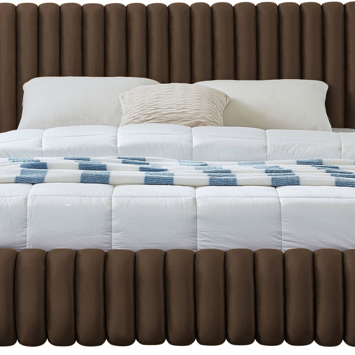 Nico - Bed