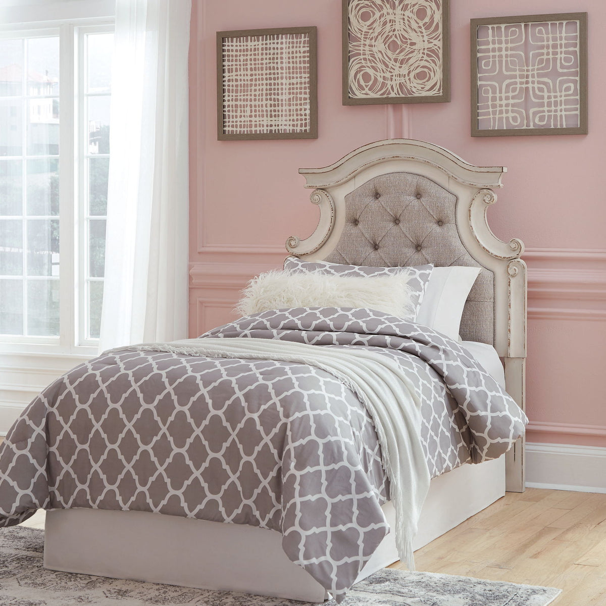 Realyn - Twin UPH Panel Headboard - Chipped White