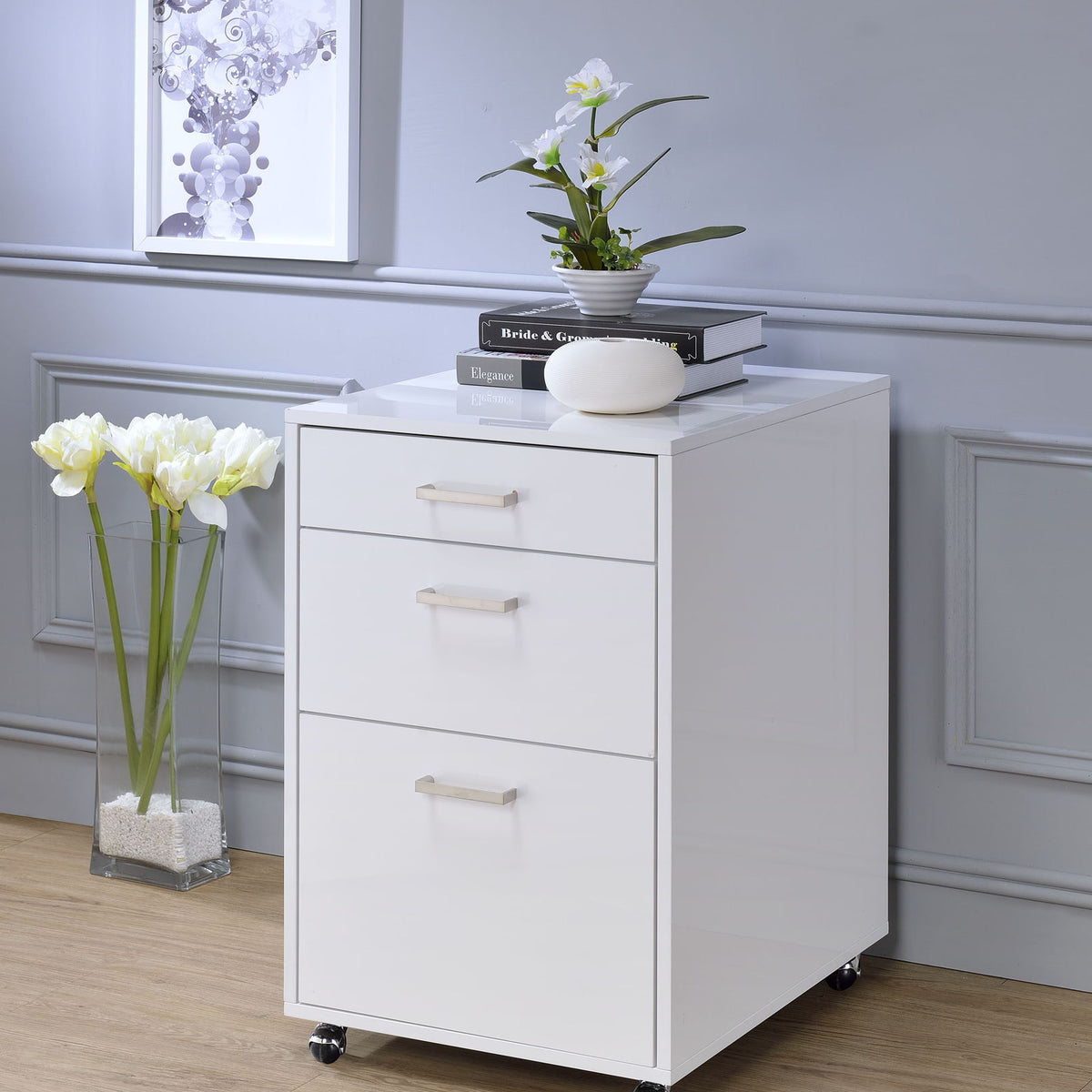 Coleen - High Gloss Cabinet