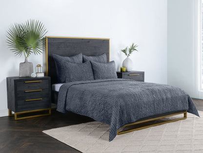 Bari - Velvet Quilt - Sea Fog