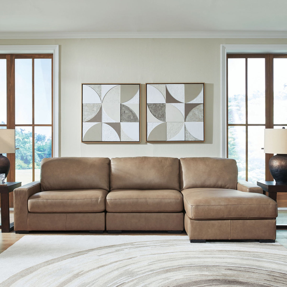 Veronella - Sectional