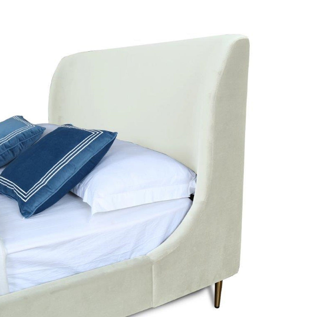 Manhattan Heather - Bed With Gold Legs